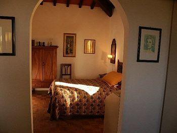 Bed & Breakfast La Paggeria 3*